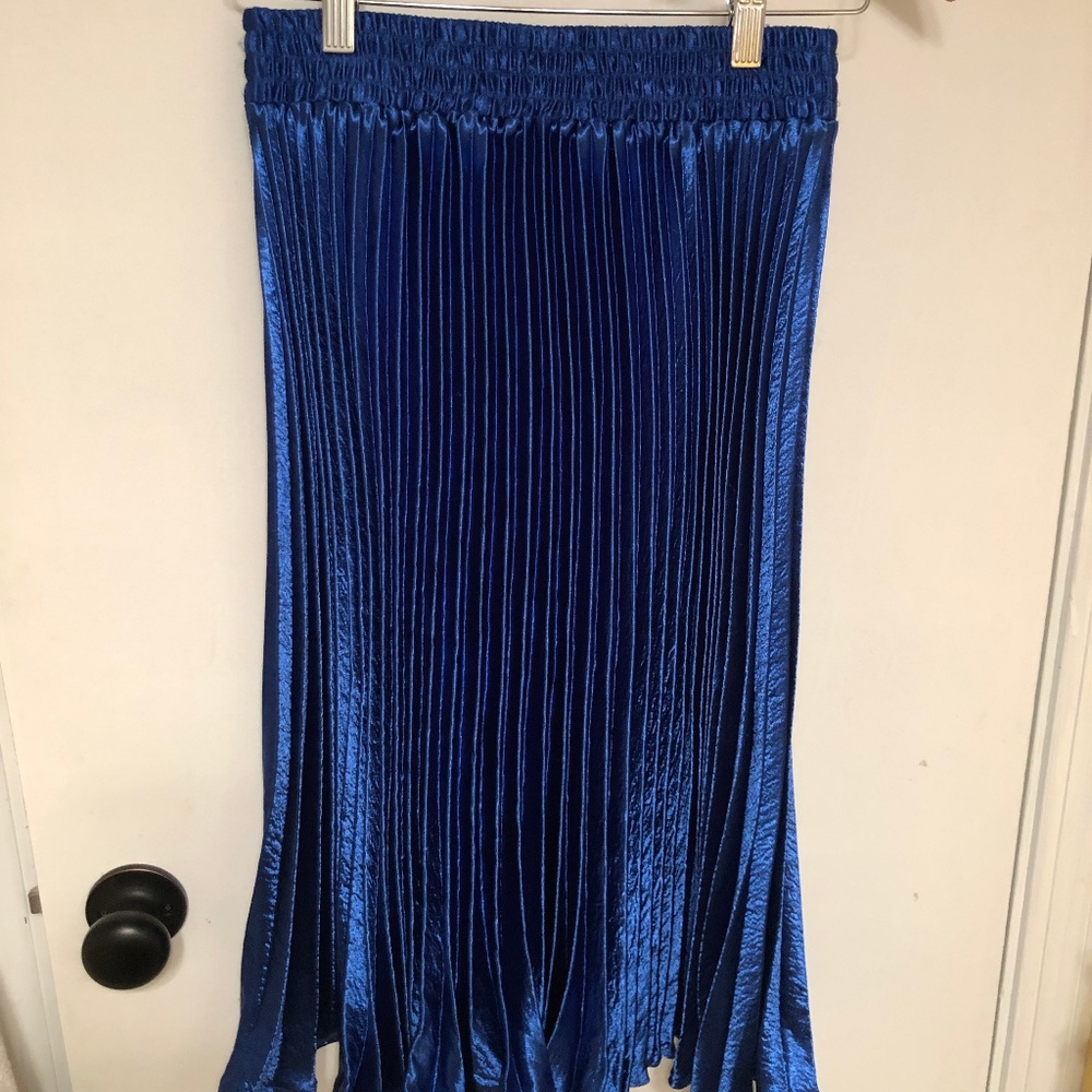 blue shimmer midi skirt / size XS